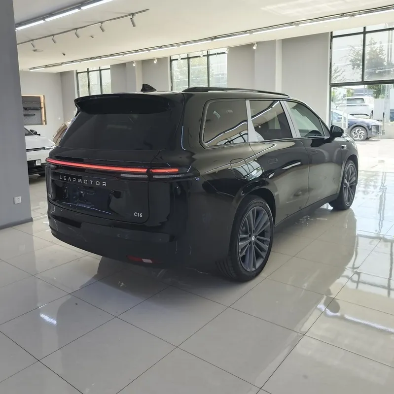 Leapmotor C16 210KM Gibrid Premium Dop opsiya 2025 3 yil kafolat