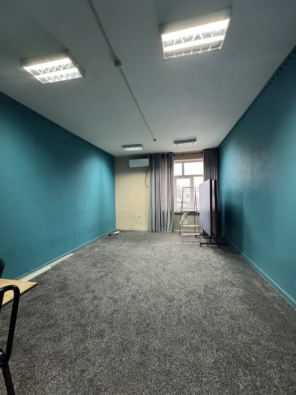 Ул.Навои.Панорама Кинотеатр Сдаётся офис 24м2.