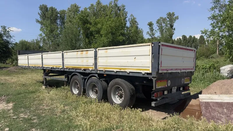 Uz avto Treller yarim trkama bortliy Kantenaravoz — фото 3