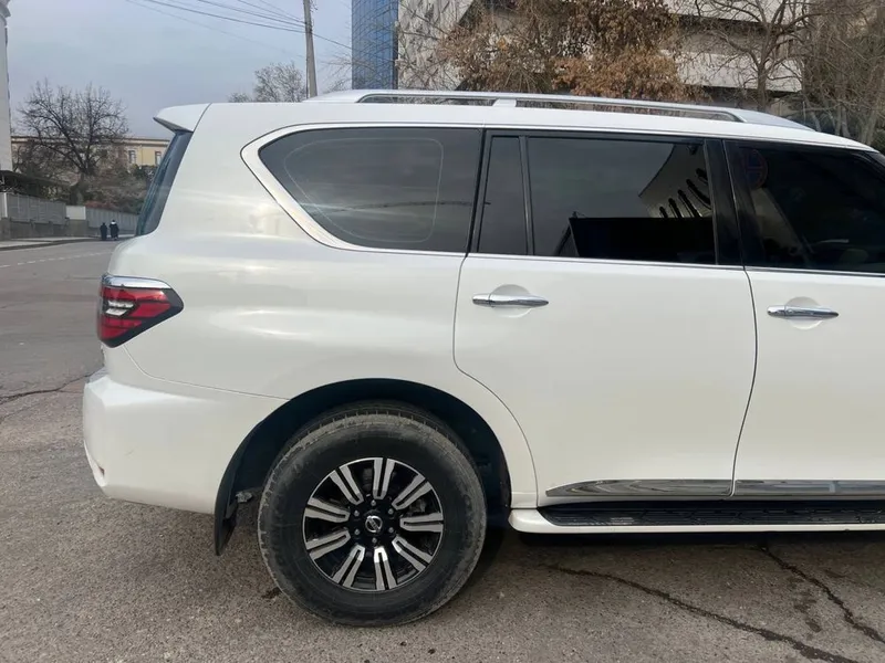 Nissan Patrol 2020 titanium — фото 3