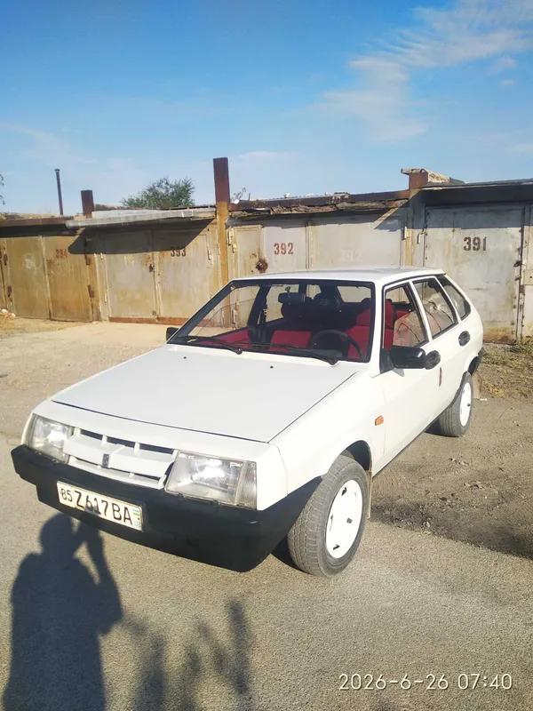 Автомобиль ваз 2109 4