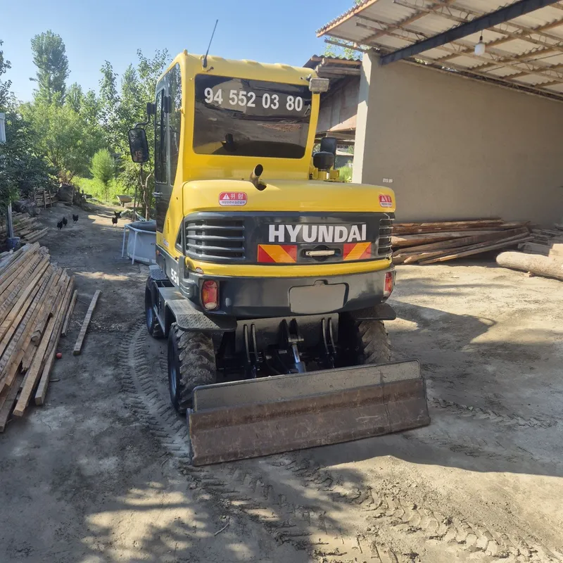 Ekskavator sotiladi 5 Ekskavator sotiladi 5