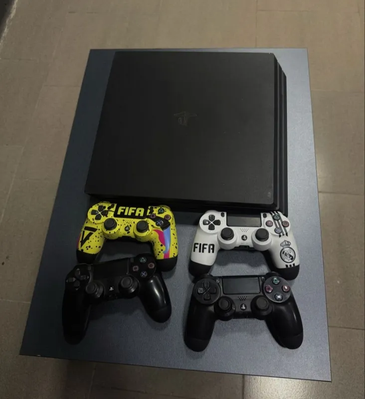 PlayStation 4 PRO 1 ТБ PlayStation 4 PRO 1 ТБ