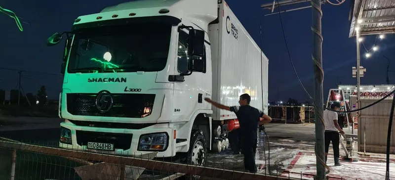 SHACMAN L3000 yangi 1