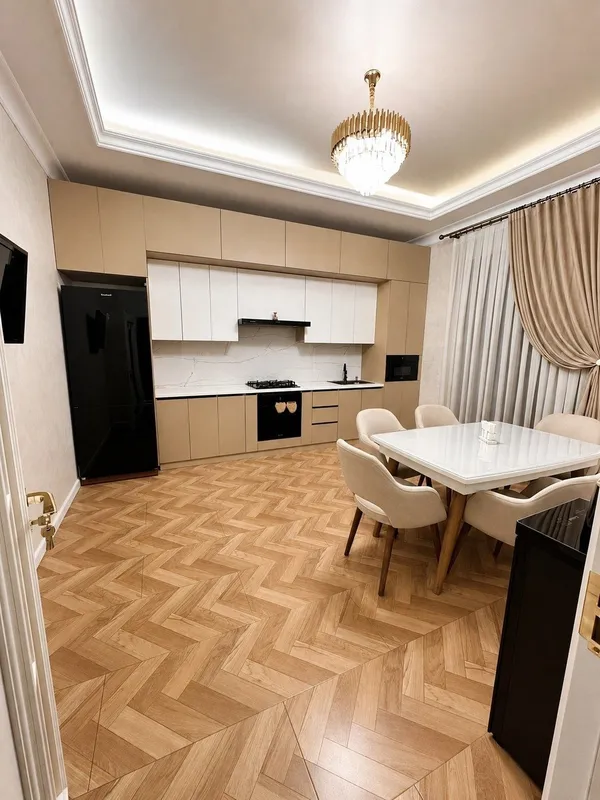 Евро коттедж бий академ городок 1.9 соток 200м² 5
