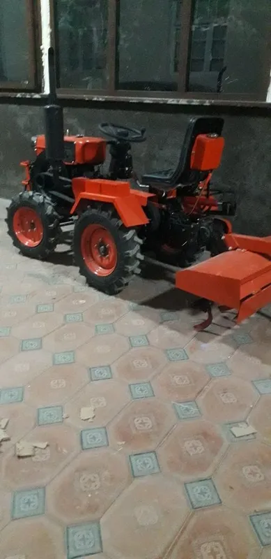 Mini traktir 1105 markalik Mini traktir 1105 markalik