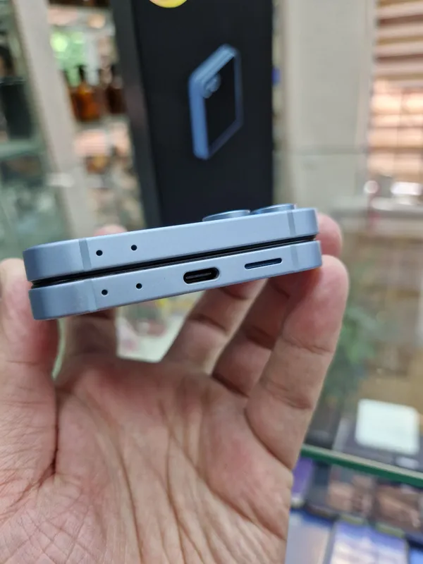 Samsung Flip6 5G 3