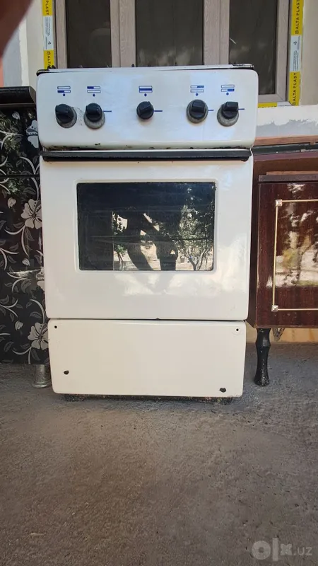 Kuhinniy shkaf gaz plita va tryumo 2 Kuhinniy shkaf gaz plita va tryumo 2