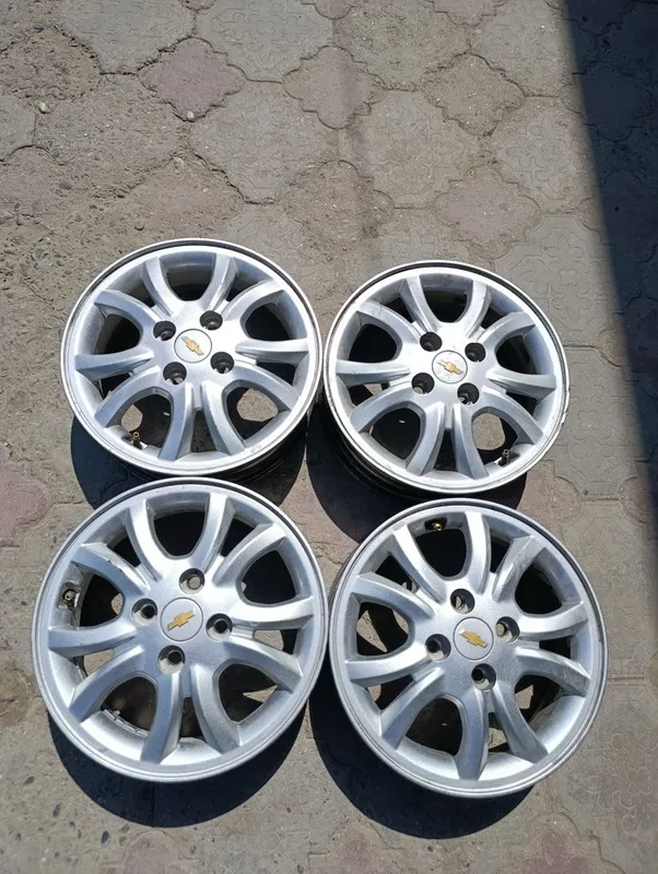 Spark 4pzt deska sotiladi 1 Spark 4pzt deska sotiladi 1