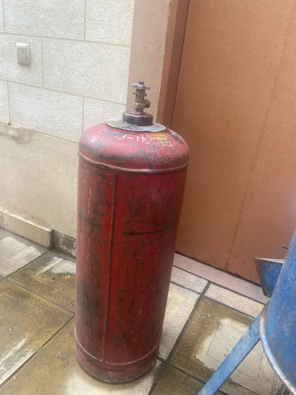 Газвие балон 50 л. в комплекте. за 600 тыс сум. 1