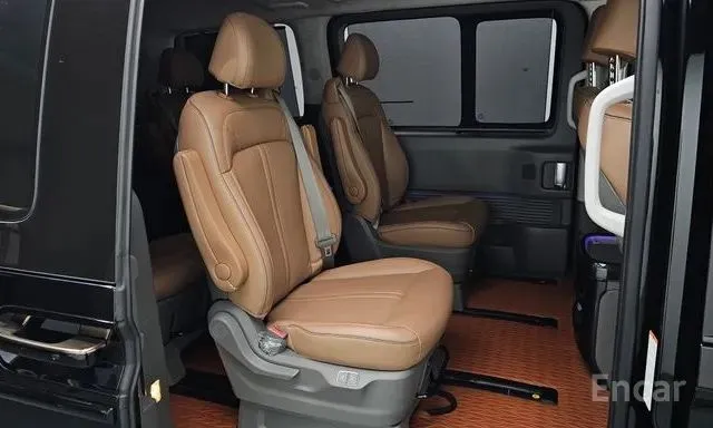 Hyundai Staria Lounge 9 joy — фото 2