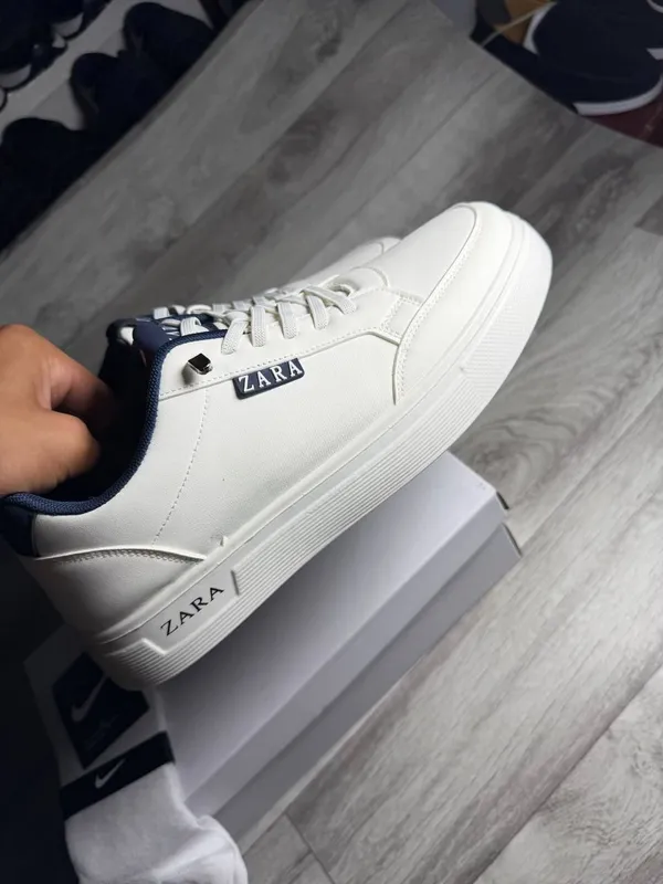 Белые кроссовки ZARA 4 Белые кроссовки ZARA 4