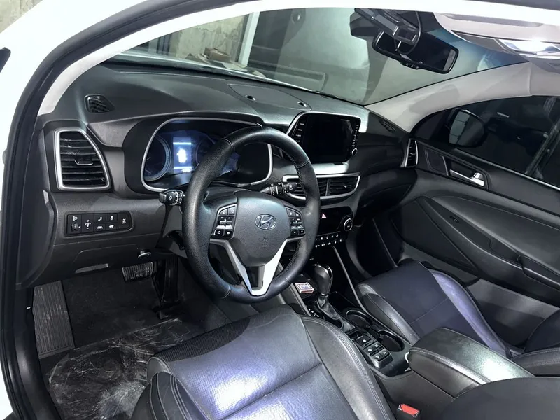 Hyundai Tucson full 2020 8