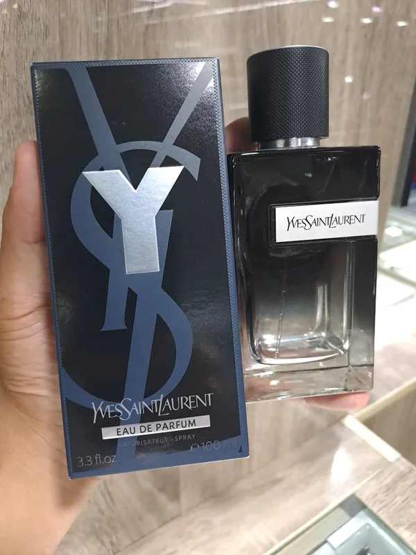 Yves Saint Laurent Y 7 Yves Saint Laurent Y 7
