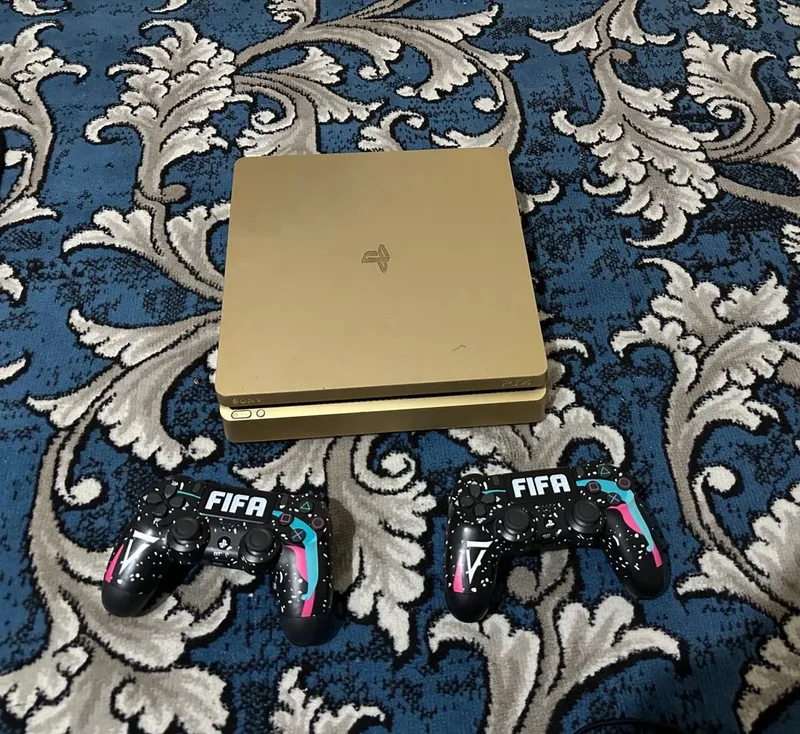 Playstation 4Slim 1 Playstation 4Slim 1