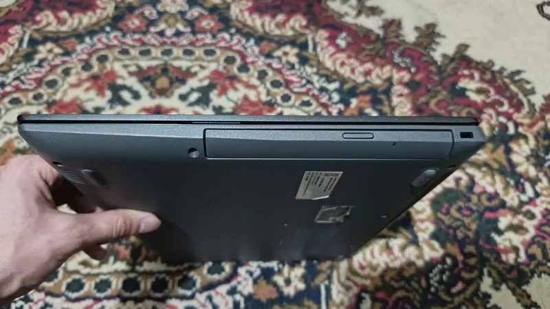 Офисный ноутбук Lenovo — фото 3