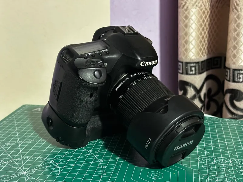 Canon EOS 7D 4