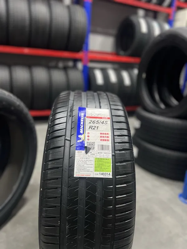 Shini balon Michelin Мишлен 265/45 21 Pilot Sport 4 SUV Acoustic 4 Shini balon Michelin Мишлен 265/45 21 Pilot Sport 4 SUV Acoustic 4
