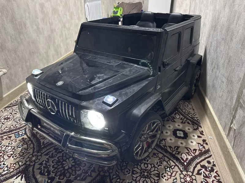 Сотилади! Ёш болалар машинаси G65
