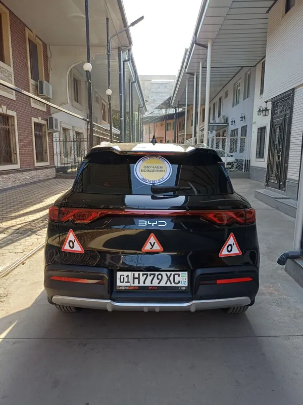 Авто инструктор на BYD YUAN AP и на ТРЕКЕРЕ — фото 2 Авто инструктор на BYD YUAN AP и на ТРЕКЕРЕ — фото 2