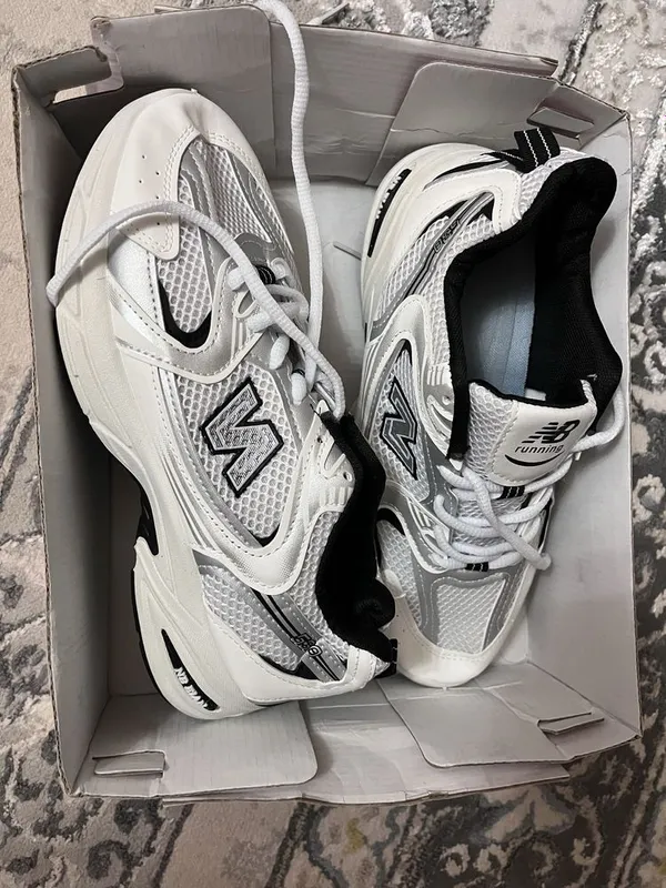 Таза new balance кроссовки 41 размер