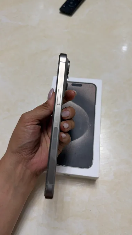 İPhone 15 Pro Max 256 GB