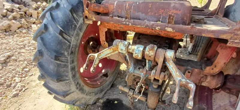 Traktor T28 sotiladi Toshkent Viloyati Bo‘ka Tumanida 3 Traktor T28 sotiladi Toshkent Viloyati Bo‘ka Tumanida 3