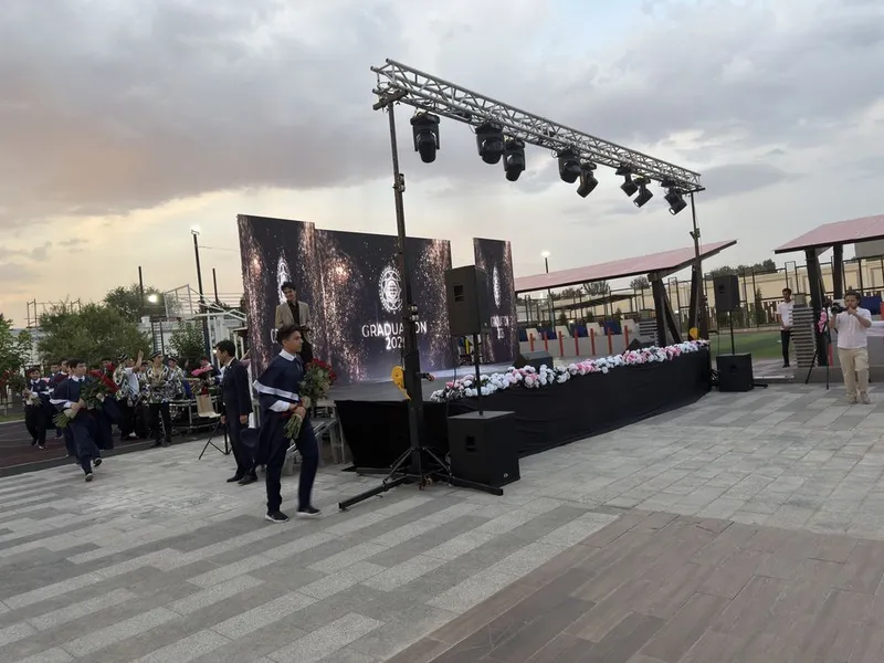 Arenda Led ekran, alyumin konstruksiya, podium, svetomuzika 7 Arenda Led ekran, alyumin konstruksiya, podium, svetomuzika 7