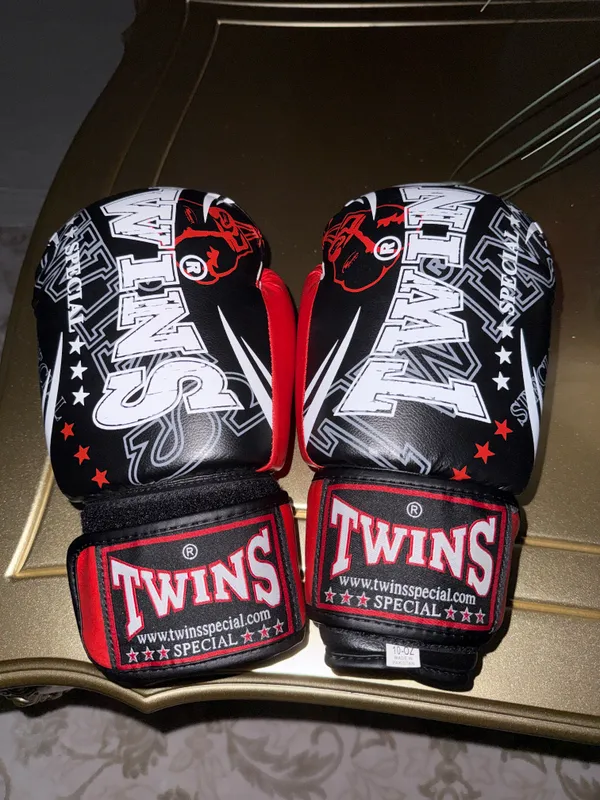 Twins, перчатка для бокса, muay thai, ММА 1