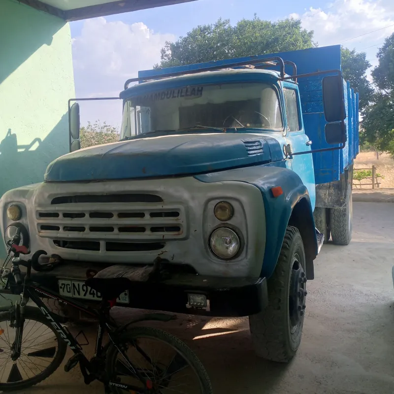 Zil bortil sotiladi 7 Zil bortil sotiladi 7