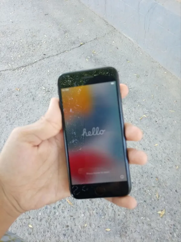 iphone 7 qora rangli 5