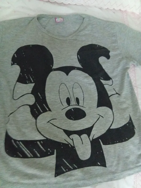 Футболка Mickey Mouse б/у Носилась аккуратно, состояние очень хорошее. 1
