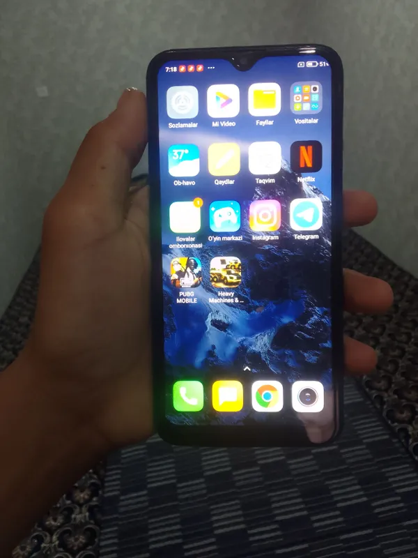 REDMI 8 состояние отличное, есть IMei-ошибка 4