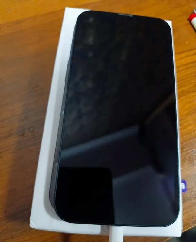 iPhone 13 128 г в идеальном состояний 1 iPhone 13 128 г в идеальном состояний 1