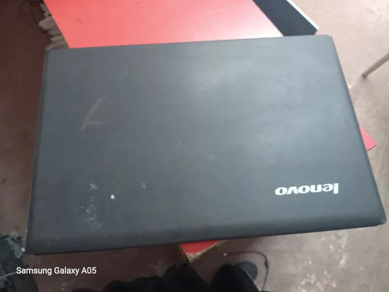 Lenovo noutbuk Intlel pakaleniya