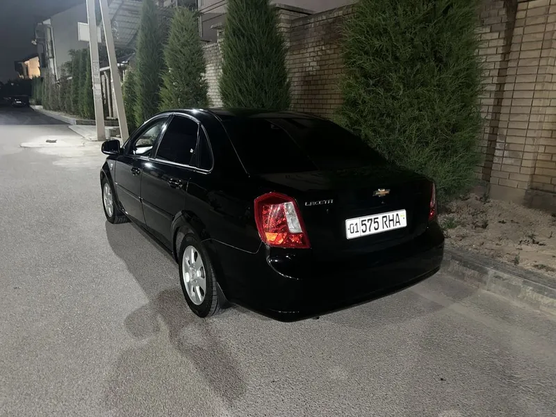 Qora Gentra. Chevrolet Гентра 3- позиция 5