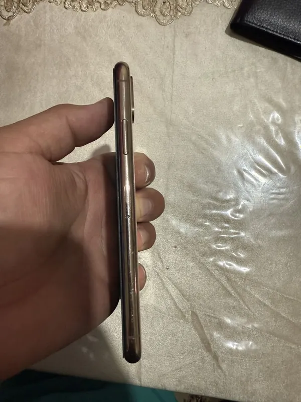 Iphone xs 64gb batareya yomkosti 74% — фото 4