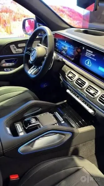 Mercedes-Benz GLS 63 2025, без окрашенных деталей 2 Mercedes-Benz GLS 63 2025, без окрашенных деталей 2