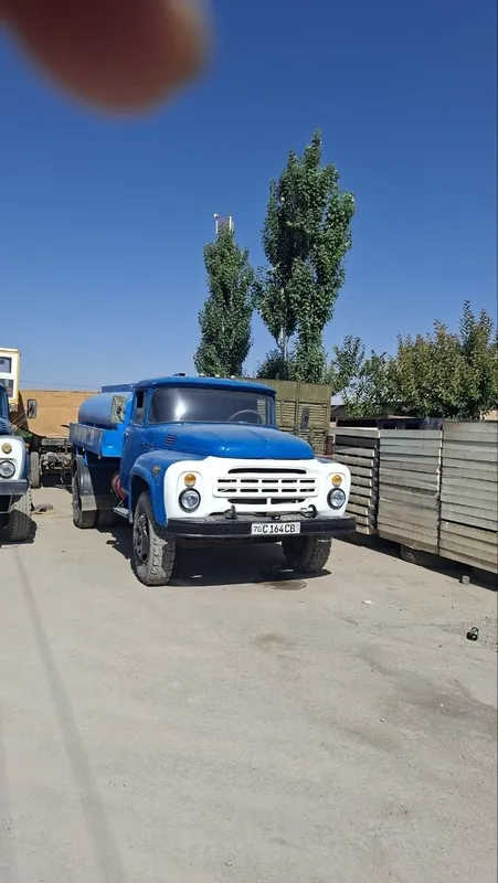 Vodavoz sotiladi suv yomkost xromovoy 1