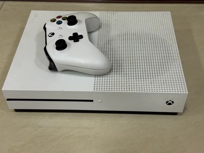 Xbox One S 1TB