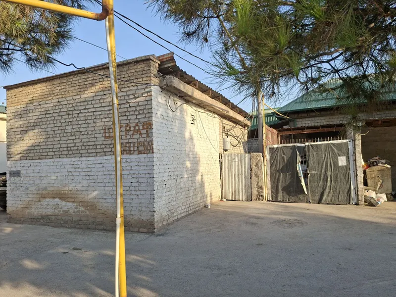 Продаю дом цех 3 сотки 8