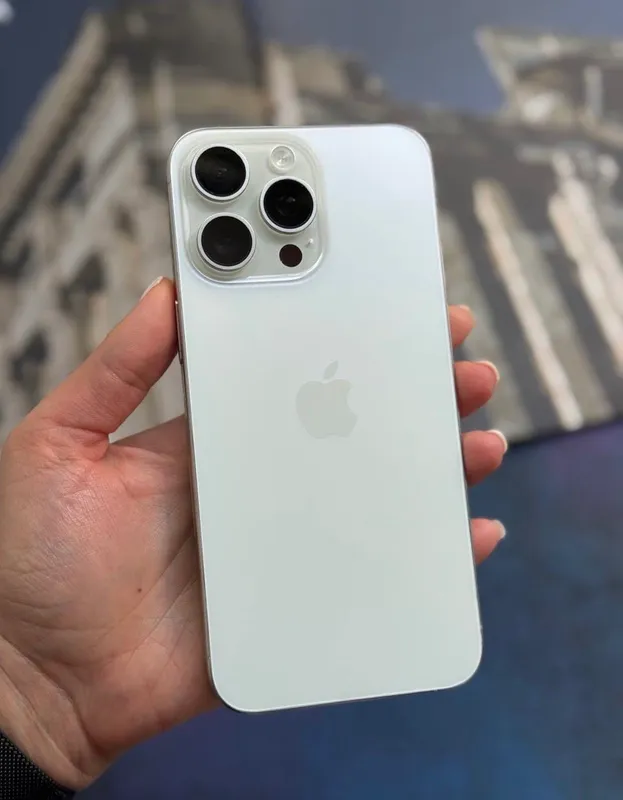 iPhone 15 ProMax 256Gb White Akk: 90% Radnoy iPhone 15 ProMax 256Gb White Akk: 90% Radnoy