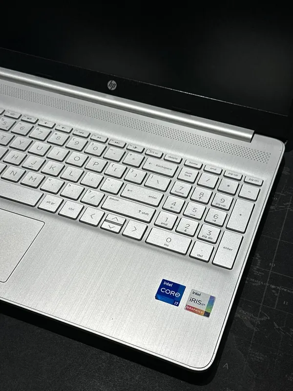 Hp Laptop 4