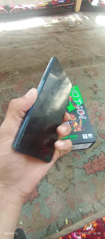 infinix HOT 40 pro 1