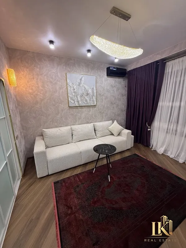 Nikitina Residence JKda 3 xonali kvartira sotiladi 2