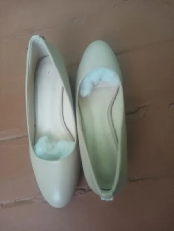 Ayollar poyabzali, 42 o‘lcham 1