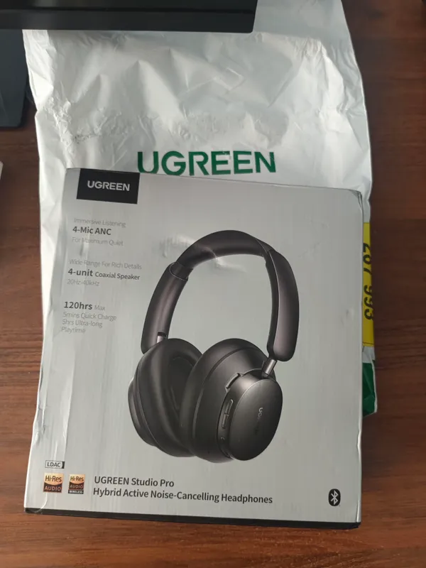 Ugreen Studio Pro — фото 1