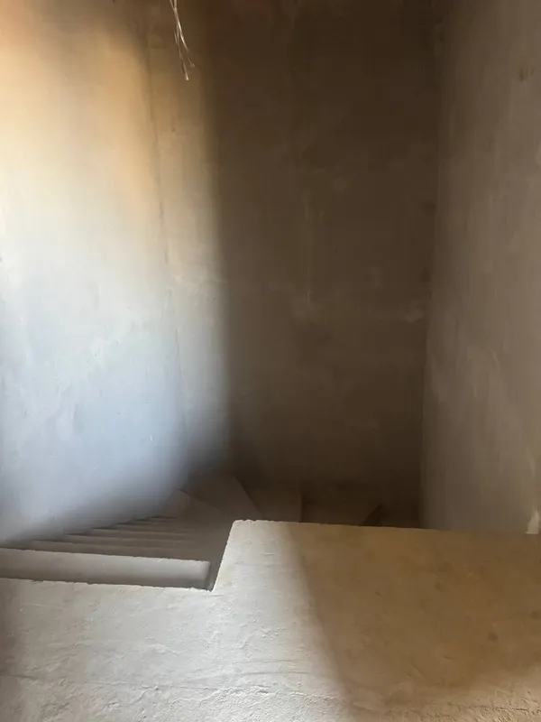 2 etaji hovli sotiladi Nazarbekdan 4