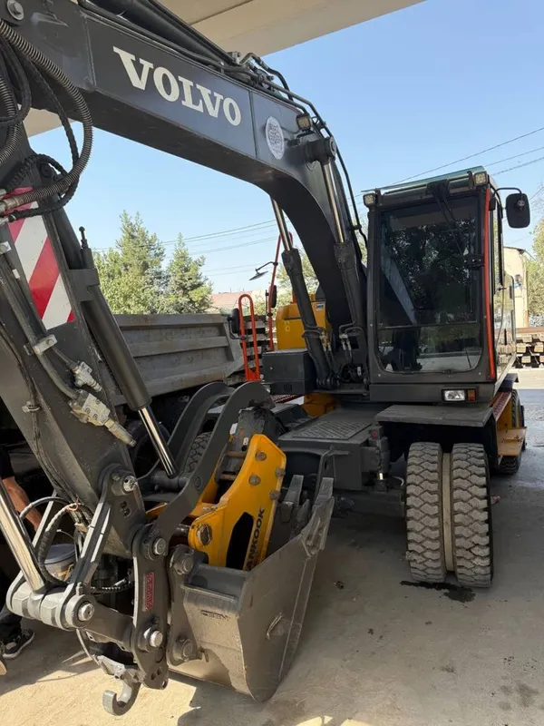 Экскаватор хизмати Волво 140-145 | Volvo Ekskavator xizmati 24/7 — фото 1 Экскаватор хизмати Волво 140-145 | Volvo Ekskavator xizmati 24/7 — фото 1
