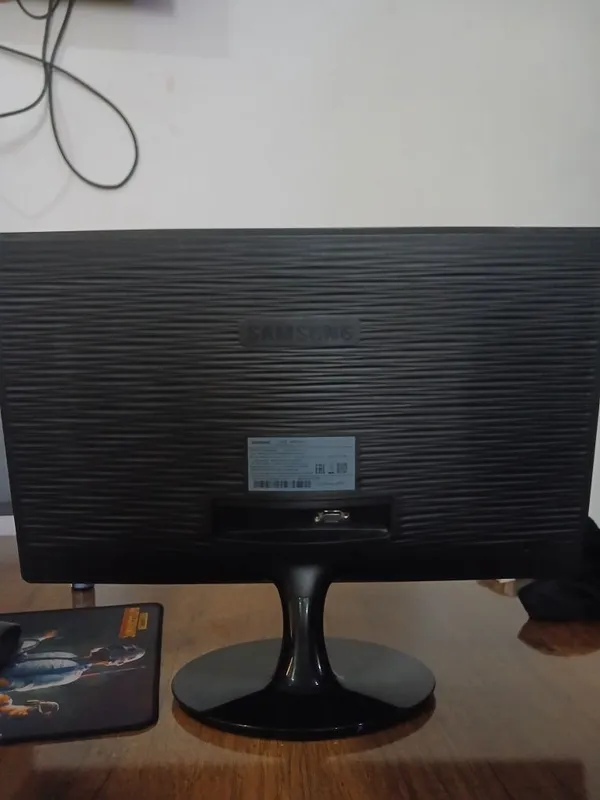 SAMSUNG 22 talik monitor 500 000 sum — фото 1